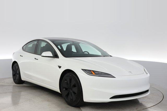 2024 Tesla Model 3 — photo 10 of 23
