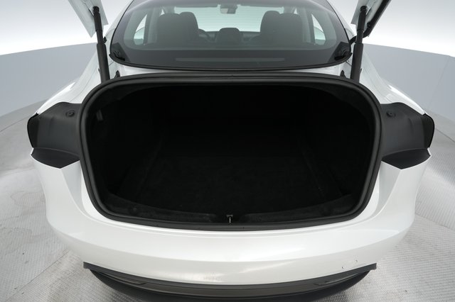 2024 Tesla Model 3 — photo 6 of 23