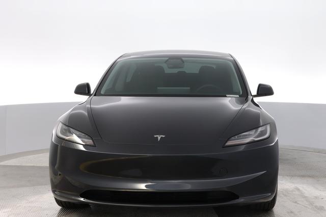2024 Tesla Model 3 — photo 9 of 21