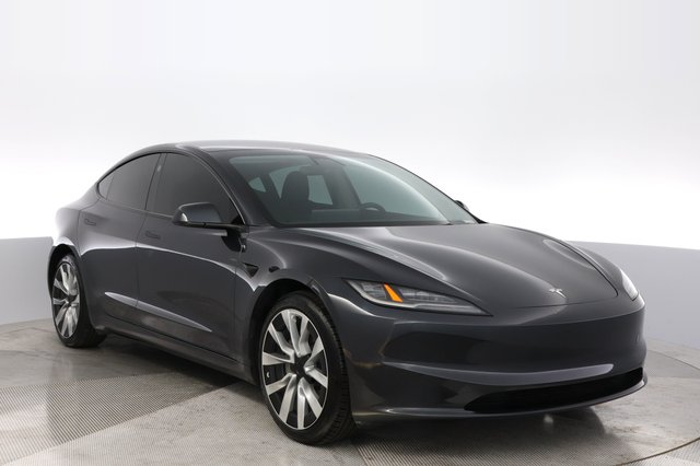 2024 Tesla Model 3 — photo 10 of 21
