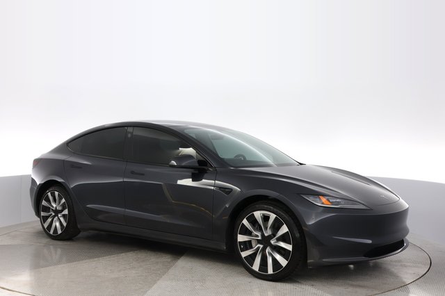 2024 Tesla Model 3 — photo 11 of 21
