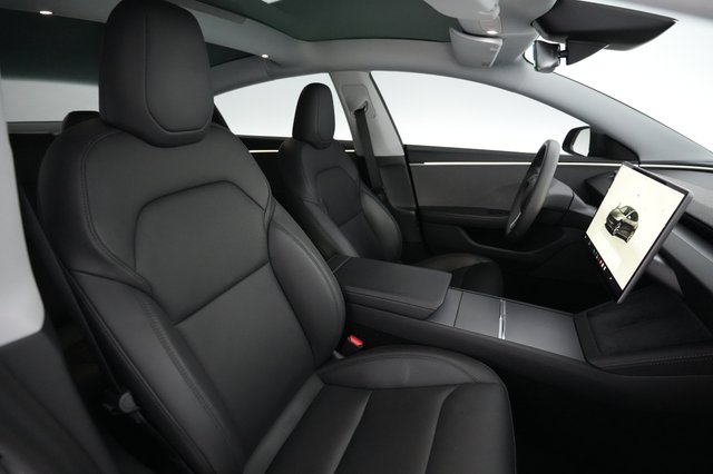 2024 Tesla Model 3 — photo 18 of 21