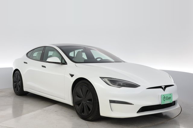 2024 Tesla Model S — photo 9 of 19