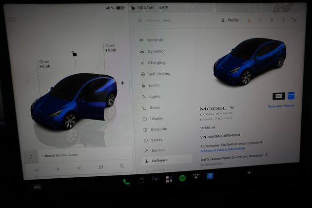 2024 Tesla Model Y — photo 5 of 28