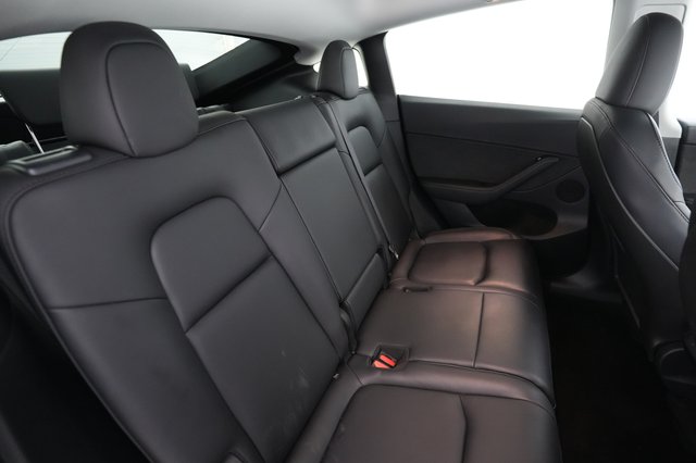 2024 Tesla Model Y — photo 4 of 28