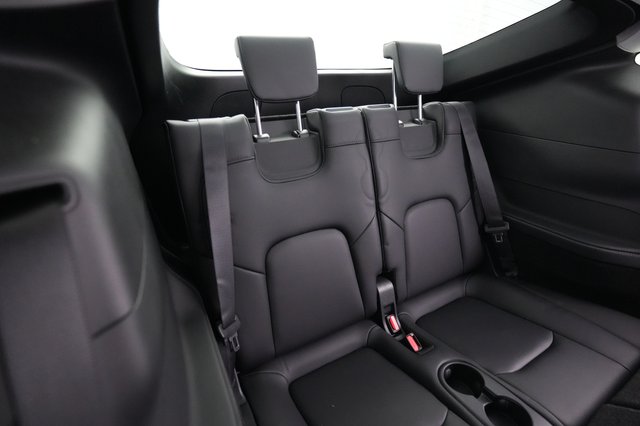 2024 Tesla Model Y — photo 21 of 28