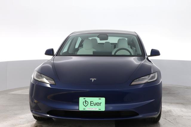 2025 Tesla Model 3 — photo 9 of 23