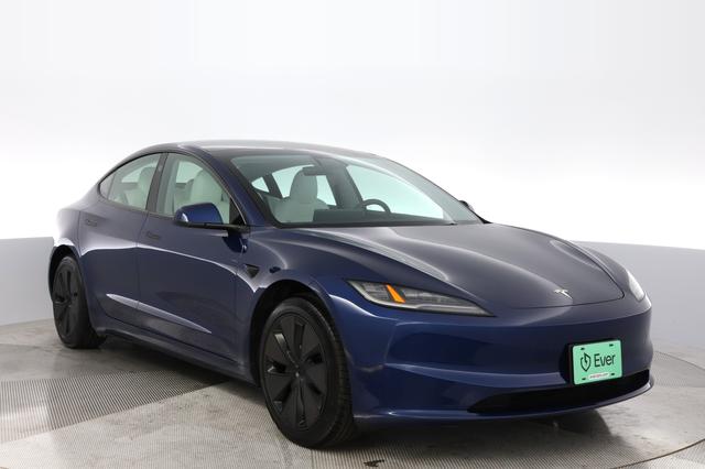 2025 Tesla Model 3 — photo 10 of 23