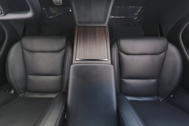 2022 Tesla Model S — photo 22 of 24