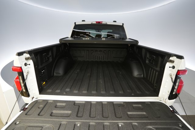 2023 Ford F-150 Lightning — photo 6 of 15