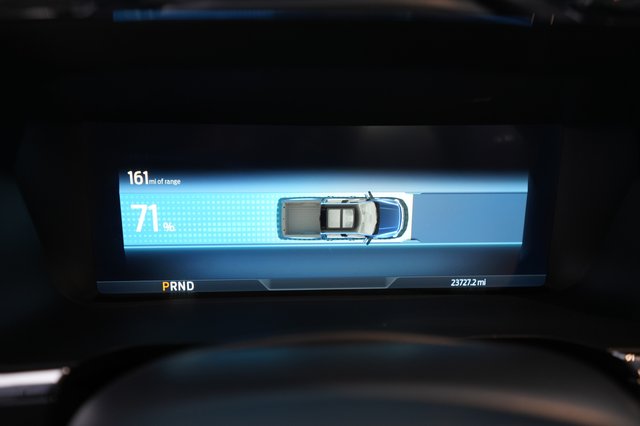 2023 Ford F-150 Lightning — photo 5 of 15