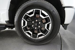 2023 Ford F-150 Lightning — photo 11 of 16