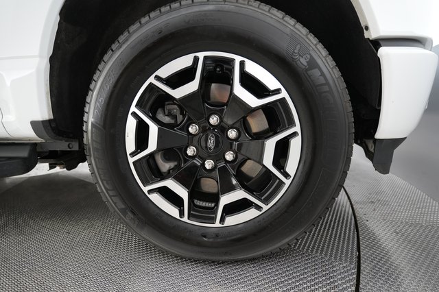 2023 Ford F-150 Lightning — photo 11 of 15