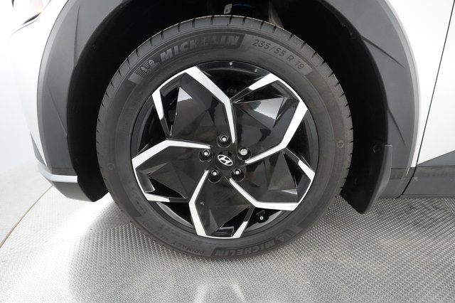 2024 Hyundai IONIQ 5 — photo 12 of 29