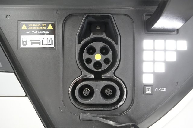 2024 Hyundai IONIQ 5 — photo 21 of 29