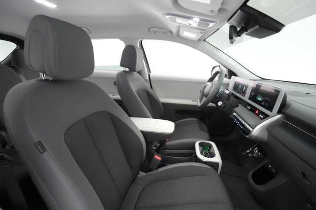 2024 Hyundai IONIQ 5 — photo 17 of 29