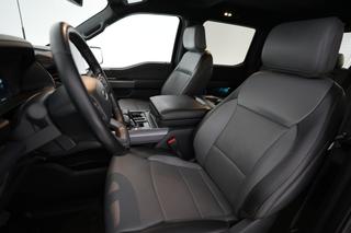 2023 Ford F-150 Lightning — photo 3 of 18