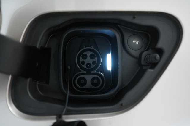 2023 Polestar 2 — photo 8 of 24