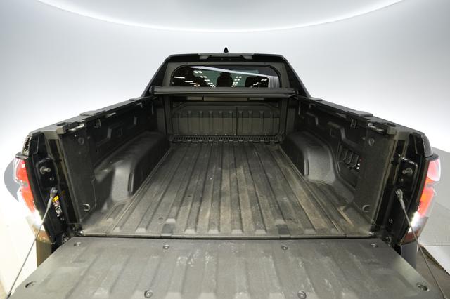 2024 Chevrolet Silverado EV — photo 6 of 15