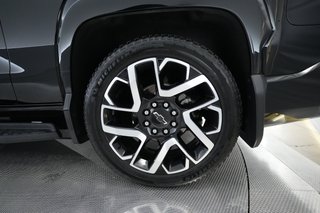 2024 Chevrolet Silverado EV — photo 11 of 15
