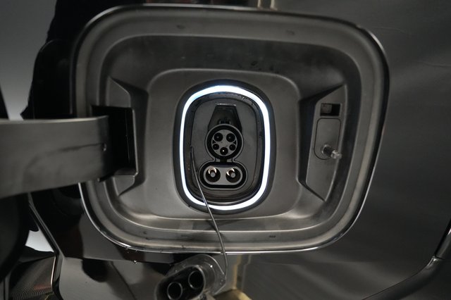 2024 Chevrolet Silverado EV — photo 8 of 15