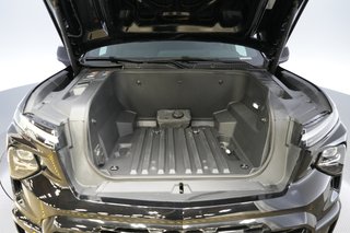 2024 Chevrolet Silverado EV — photo 14 of 15