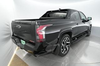 2024 Chevrolet Silverado EV — photo 2 of 15
