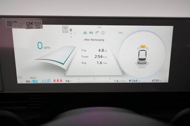 2024 Hyundai IONIQ 5 — photo 4 of 25