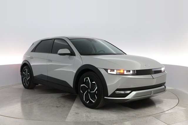 2024 Hyundai IONIQ 5 — photo 6 of 25