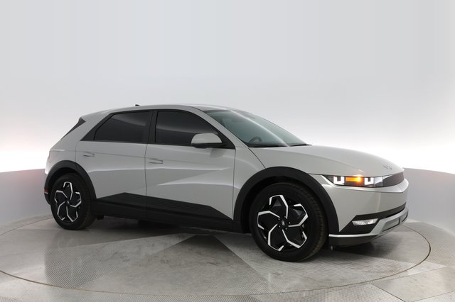 2024 Hyundai IONIQ 5 — photo 7 of 25