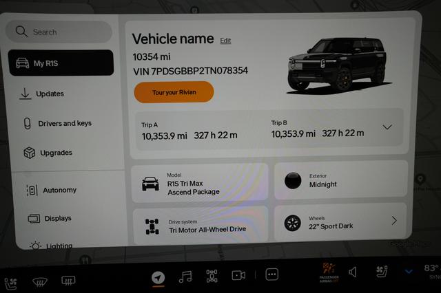 2026 Rivian R1S — photo 5 of 31