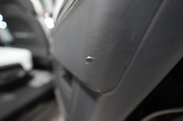 2026 Rivian R1S — photo 28 of 31