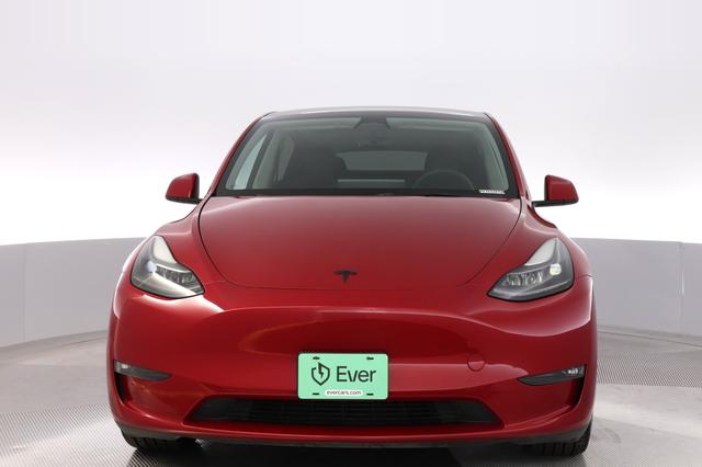 2023 Tesla Model Y — photo 9 of 24