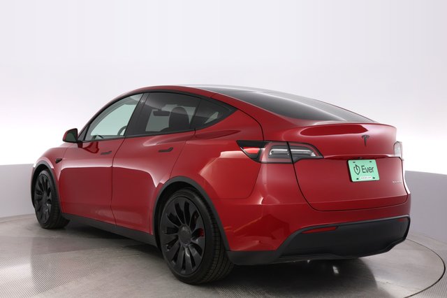 2023 Tesla Model Y — photo 13 of 24