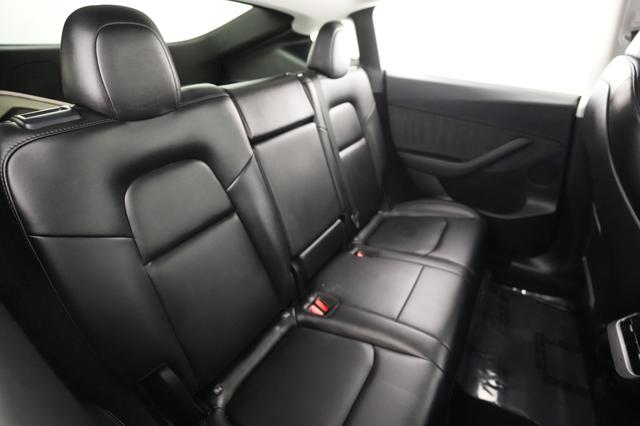 2023 Tesla Model Y — photo 4 of 24