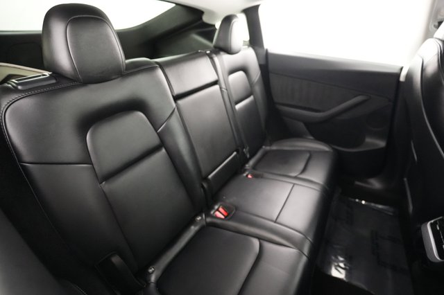 2023 Tesla Model Y — photo 4 of 24