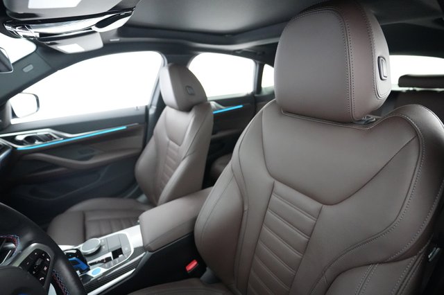 2023 BMW i4 — photo 3 of 21