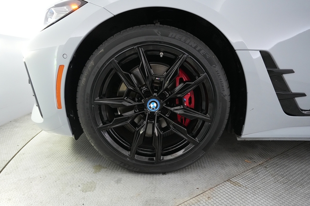 2023 BMW i4