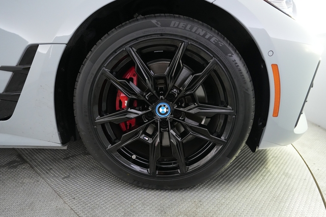 2023 BMW i4