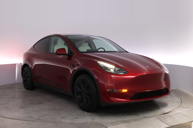 2025 Tesla Model Y