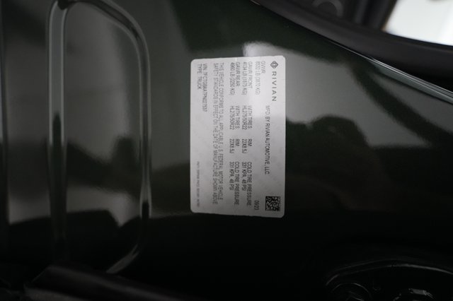 2023 Rivian R1T — photo 19 of 19