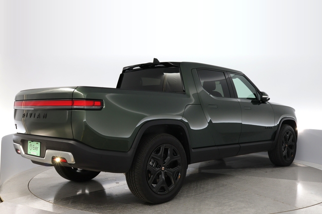 2023 Rivian R1T
