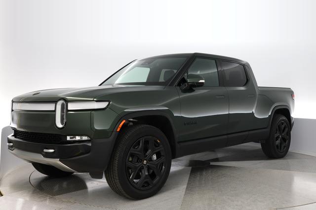 2023 Rivian R1T — VIN 7FCTGBAA7PN027537