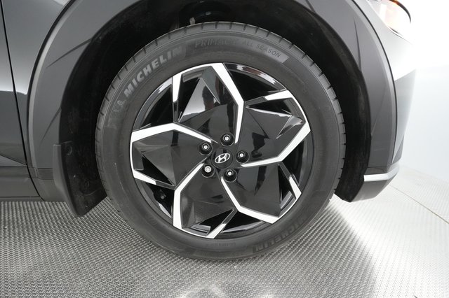 2023 Hyundai IONIQ 5 — photo 16 of 30