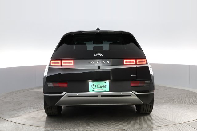 2023 Hyundai IONIQ 5 — photo 11 of 30