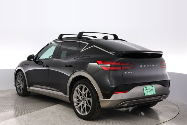 2023 Genesis GV60 — photo 13 of 26