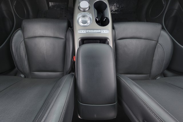 2023 Genesis GV60 — photo 22 of 26