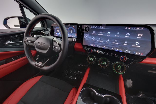 2024 Chevrolet Blazer EV — photo 20 of 24