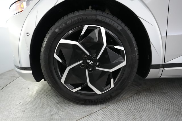 2024 Hyundai IONIQ 5 — photo 15 of 22