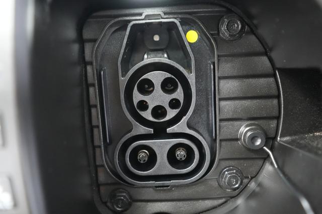 2024 Hyundai IONIQ 6 — photo 8 of 25